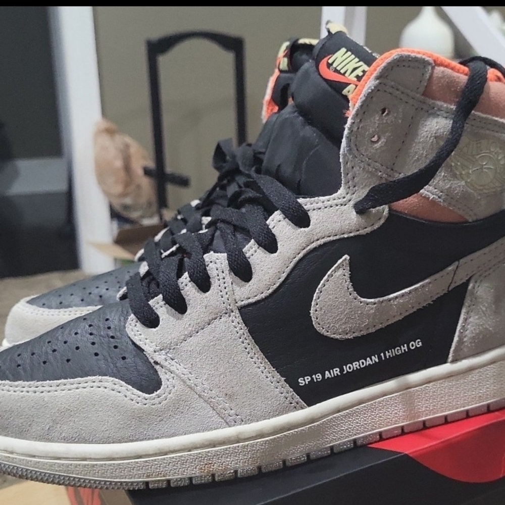 SOLD Nike Air Jordan 1 High OG sz 10M